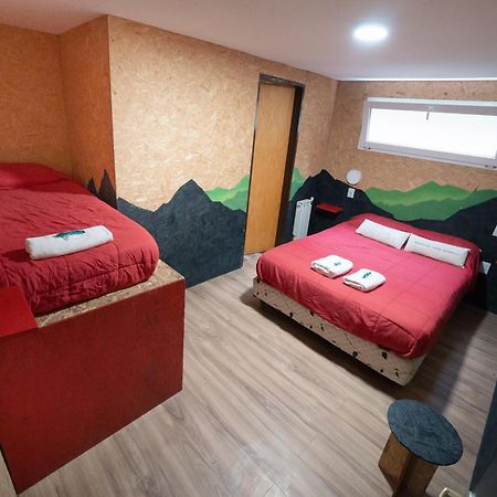 Moving Hostel Travel Bar سان كارلوس دي باريلوتشي المظهر الخارجي الصورة