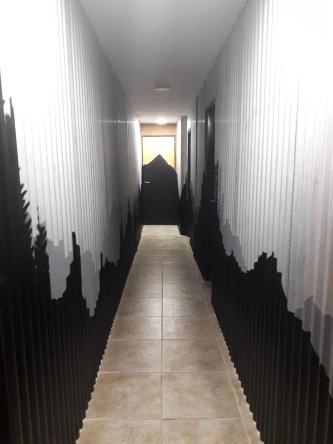 Moving Hostel Travel Bar سان كارلوس دي باريلوتشي المظهر الخارجي الصورة