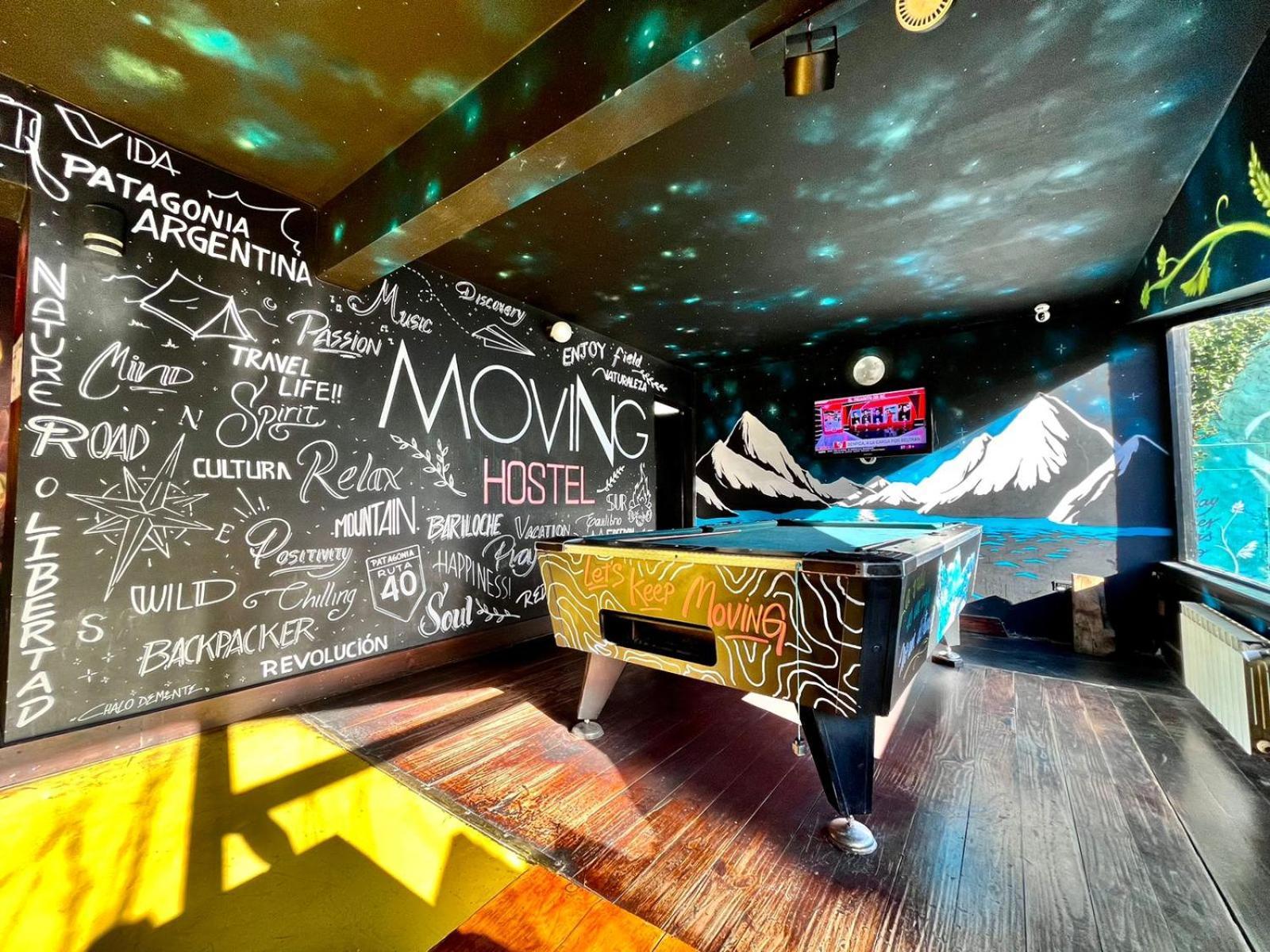 Moving Hostel Travel Bar سان كارلوس دي باريلوتشي المظهر الخارجي الصورة