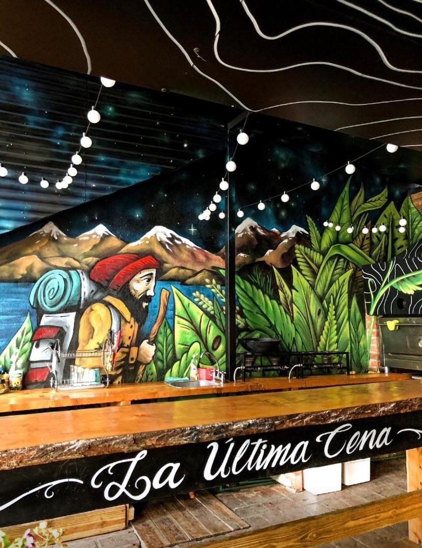Moving Hostel Travel Bar سان كارلوس دي باريلوتشي المظهر الخارجي الصورة