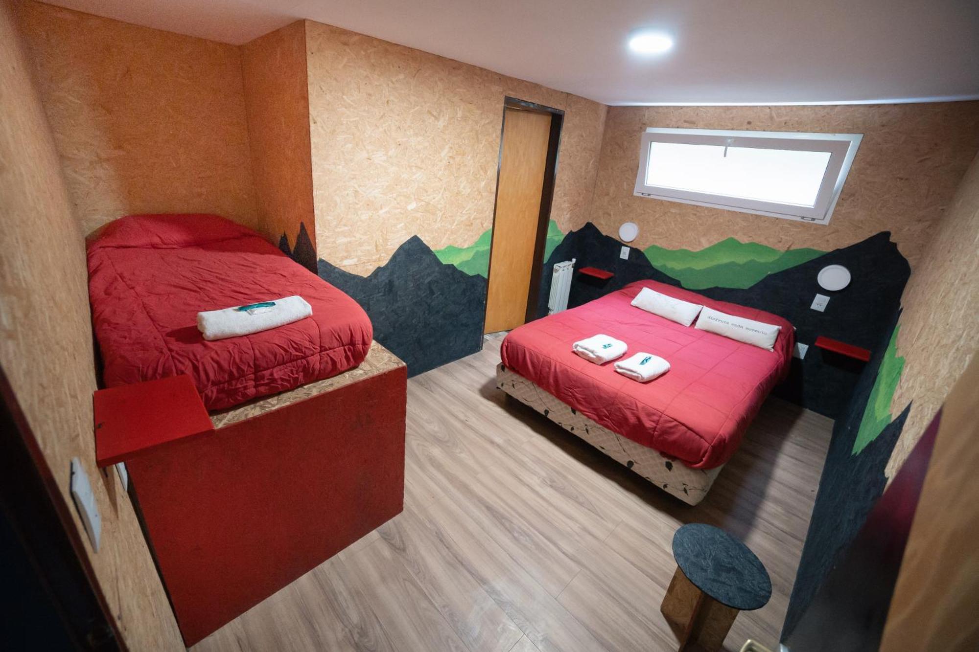 Moving Hostel Travel Bar سان كارلوس دي باريلوتشي المظهر الخارجي الصورة